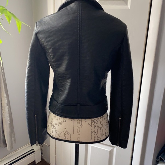 Never worn faux leather jacket - Picture 5 of 7